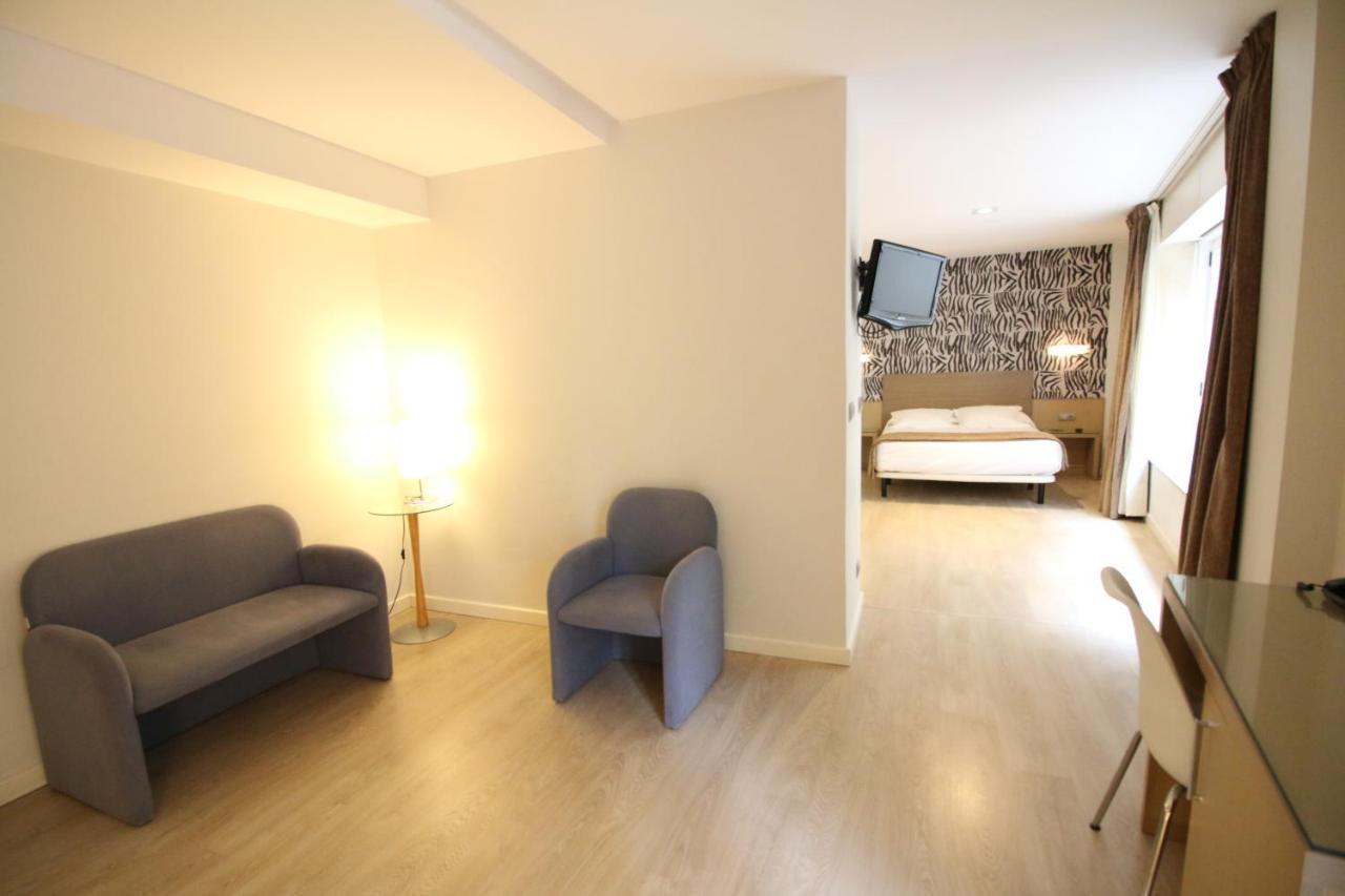 Hotel Alda San Carlos サンティアゴ・デ・コンポステーラ エクステリア 写真